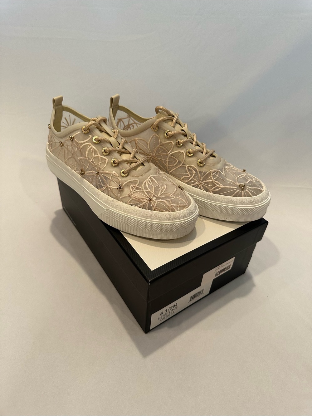 J/SLIDES Beige Floral Embroidered Platform Sneakers